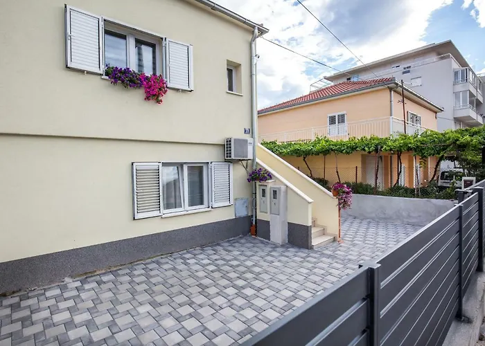 Haustierfreundliches Ferienwohnung Apartman Pepa Split