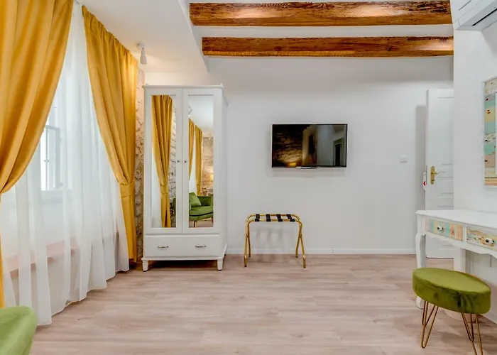 Princ Heritage Rooms Split